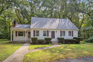 27 Peck Hill Rd, Johnston, RI 02919 - Photo 1