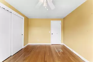 95 Hyde St, Cranston, RI 02920 - Photo 18
