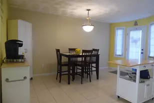 6 Tobie Ave, Pawtucket, RI 02861 - Photo 6