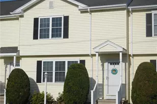 6 Tobie Ave, Pawtucket, RI 02861 - Photo 2
