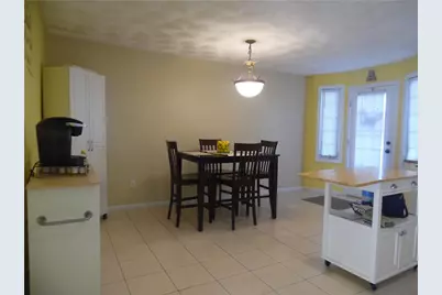 6 Tobie Avenue #6, Pawtucket, RI 02861 - Photo 6