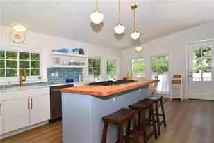 221 Leisure Dr, South Kingstown, RI 02879 - Photo 4