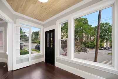 25 Sessions Street, Providence, RI 02906 - Photo 14