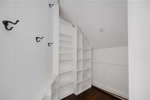 25 Sessions St, Providence, RI 02906 - Photo 48