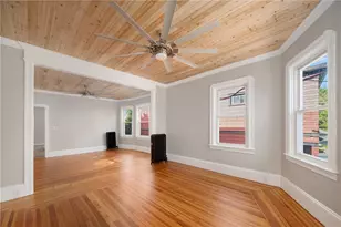 25 Sessions St, Providence, RI 02906 - Photo 32
