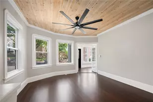 25 Sessions St, Providence, RI 02906 - Photo 16