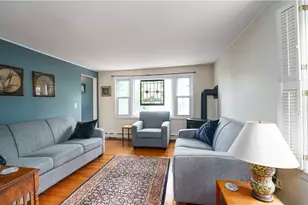 201 5th St, Providence, RI 02906 - Photo 6