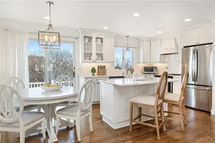 6 Jenkins St, Bristol, RI 02809 - Photo 2