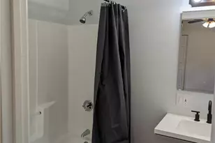 61 Utton Ave, Pawtucket, RI 02860 - Photo 16