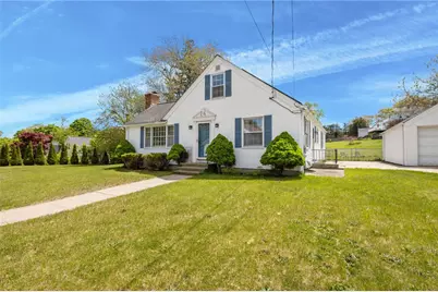 74 Youngs Avenue, West Warwick, RI 02893 - Photo 2