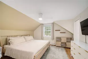 253 Arnold St, East Providence, RI 02915 - Photo 20