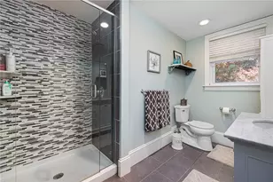 26 Paterson St, Providence, RI 02906 - Photo 16