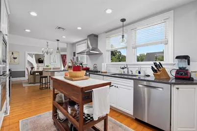 26 Paterson Street, Providence, RI 02906 - Photo 6