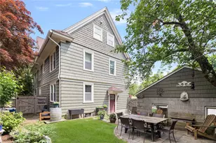 26 Paterson St, Providence, RI 02906 - Photo 40