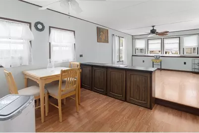 979 Tollgate Road, Warwick, RI 02886 - Photo 8