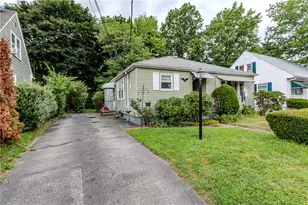 244 Gentian Ave, Providence, RI 02804 - Photo 2