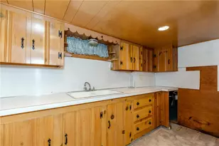 244 Gentian Ave, Providence, RI 02804 - Photo 38