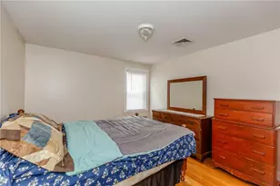 244 Gentian Ave, Providence, RI 02804 - Photo 26