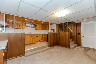 244 Gentian Ave, Providence, RI 02804 - Photo 36