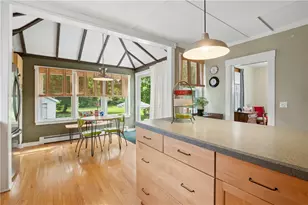 29 Howland Ave, Jamestown, RI 02835 - Photo 14