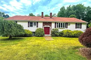35 Brookdale St, Cumberland, RI 02864 - Photo 1