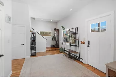 11 Heights Avenue, Warwick, RI 02889 - Photo 8