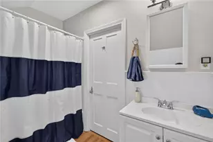 26 Lee Ave, Newport, RI 02840 - Photo 36