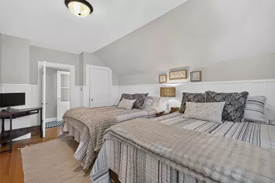 26 Lee Avenue, Newport, RI 02840 - Photo 24