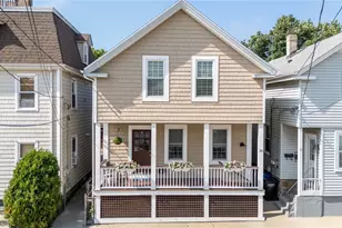 26 Lee Ave, Newport, RI 02840 - Photo 2