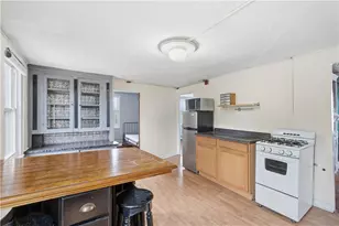 2154 Broad St, Cranston, RI 02905 - Photo 6