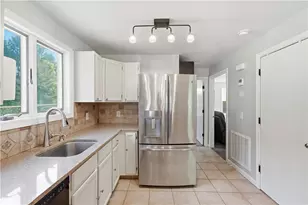 218 Shannock Hill Rd, Richmond, RI 02892 - Photo 8