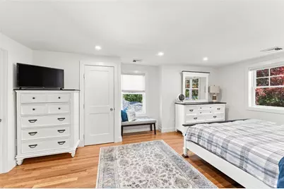 172 Bayview Avenue, Bristol, RI 02809 - Photo 16
