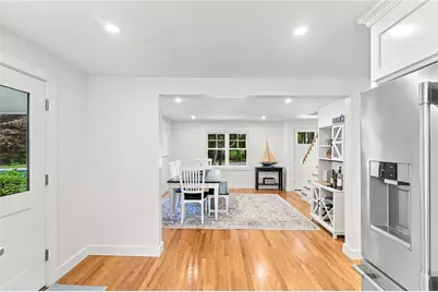 172 Bayview Avenue, Bristol, RI 02809 - Photo 6