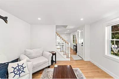 172 Bayview Avenue, Bristol, RI 02809 - Photo 10