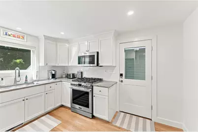 172 Bayview Avenue, Bristol, RI 02809 - Photo 4