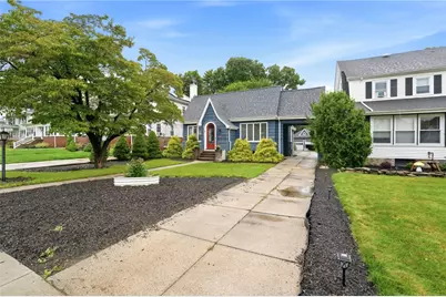 519 Prospect Street, Woonsocket, RI 02895 - Photo 2