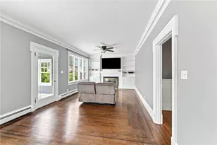 519 Prospect St, Woonsocket, RI 02895 - Photo 4