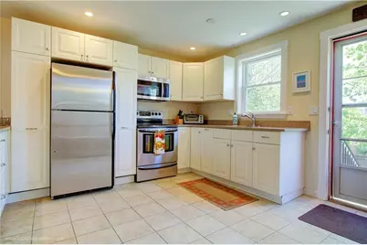 70 Carroll Avenue #1113, Newport, RI 02840 - Photo 4