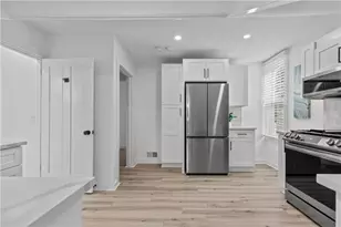 13 Sherman St, Newport, RI 02840 - Photo 4