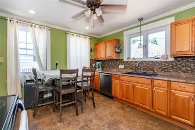 11 Metropolitan Road, Providence, RI 02908 - Photo 12