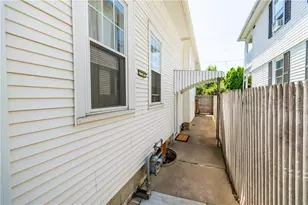 11 Metropolitan Rd, Providence, RI 02908 - Photo 46