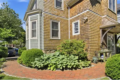6 Brooks Avenue, Newport, RI 02840 - Photo 36