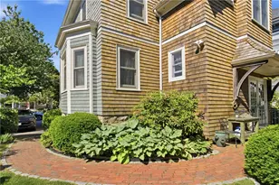 6 Brooks Ave, Newport, RI 02840 - Photo 36