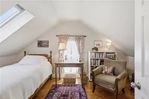 6 Brooks Ave, Newport, RI 02840 - Photo 24
