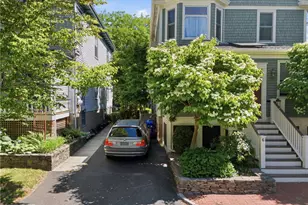 6 Brooks Ave, Newport, RI 02840 - Photo 2