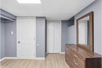 185 Vermont Avenue, Providence, RI 02905 - Photo 20