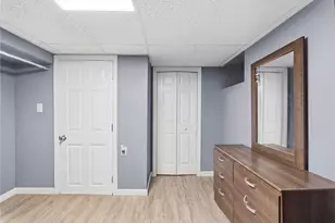 185 Vermont Ave, Providence, RI 02905 - Photo 20