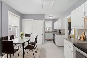 185 Vermont Ave, Providence, RI 02905 - Photo 24