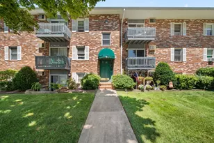 200 Manville Hill Rd, Cumberland, RI 02864 - Photo 2