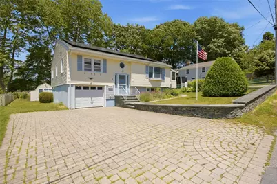 10 Kerins Terrace, Newport, RI 02840 - Photo 4